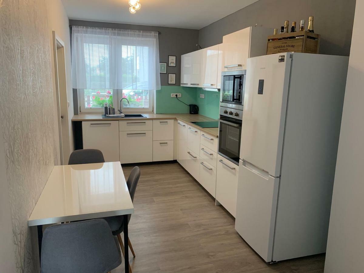 Tolarova Apartman Пардубице Экстерьер фото